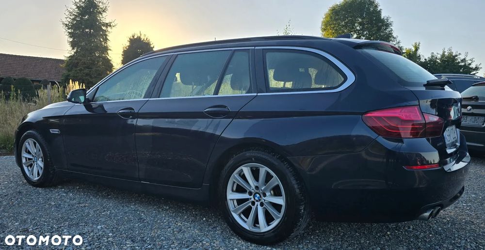 BMW Seria 5 518d - 11