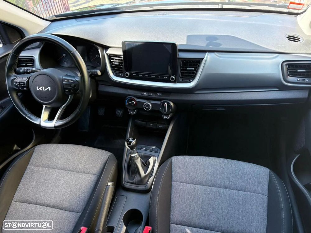 Kia Stonic 1.2 Dynamic - 31