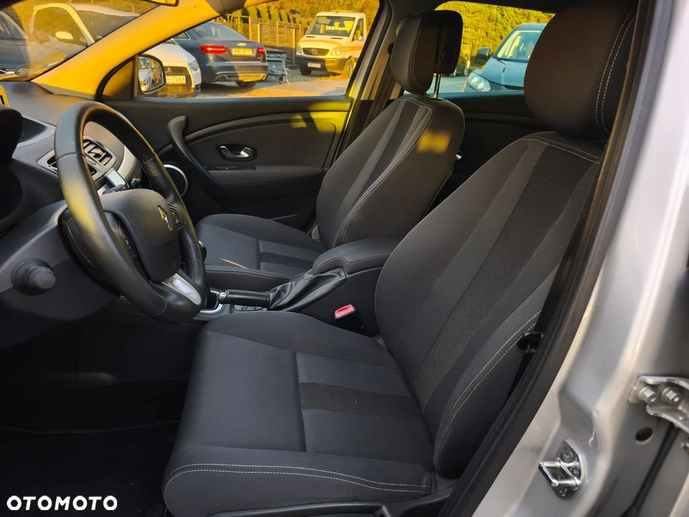 Renault Megane 1.6 16V 110 Dynamique - 6