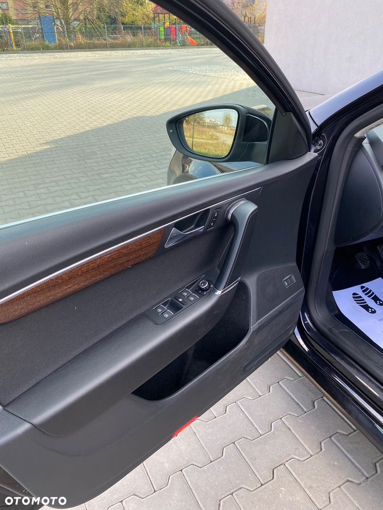 Volkswagen Passat 2.0 TDI BlueMotion Technology Comfortline - 9