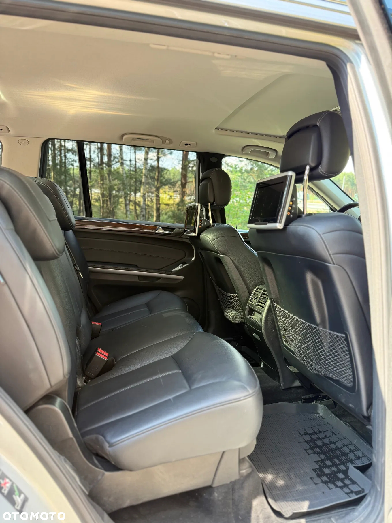 Mercedes-Benz GL 450 - 14