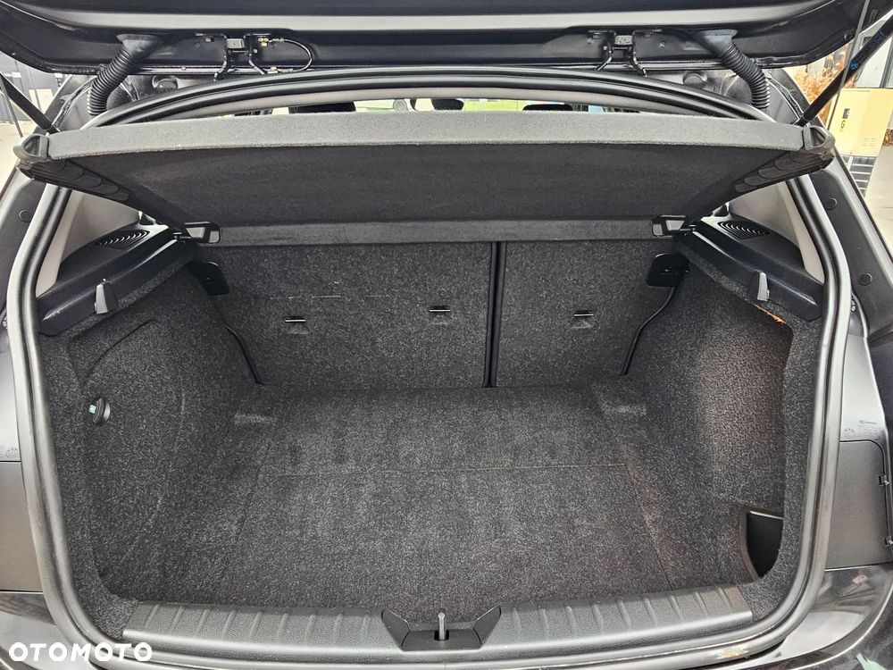 BMW Seria 1 116i - 14