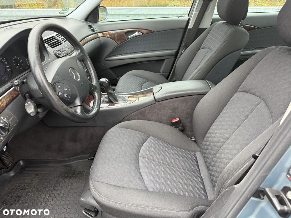 Mercedes-Benz Klasa E 200 Kompressor Elegance - 13