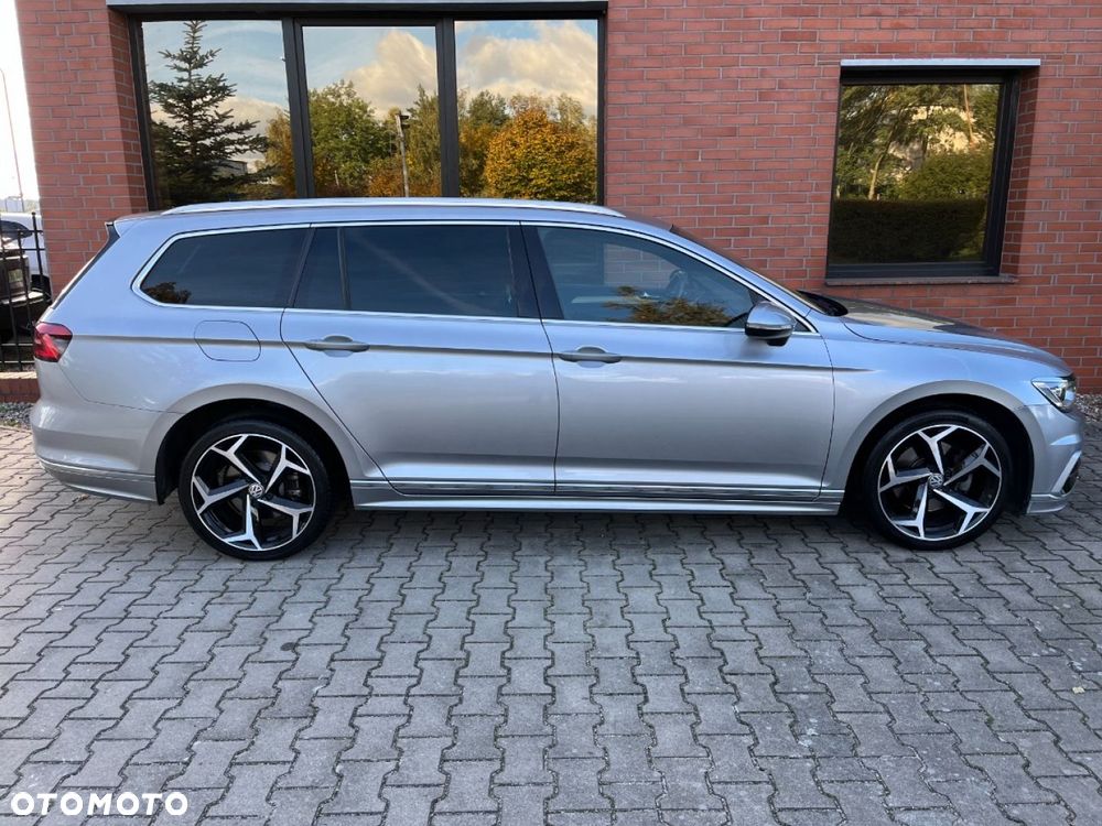 Volkswagen Passat - 34