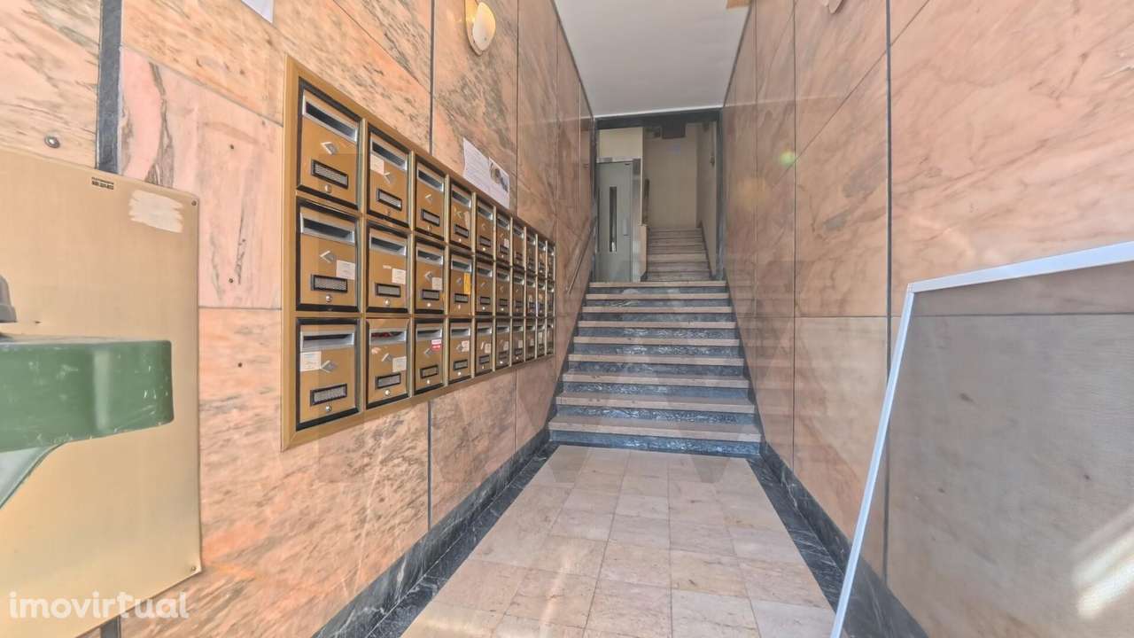 Excelente Apartamento T2 Arrendamento R Gomes Freire, Lisboa - Grande imagem: 2/31