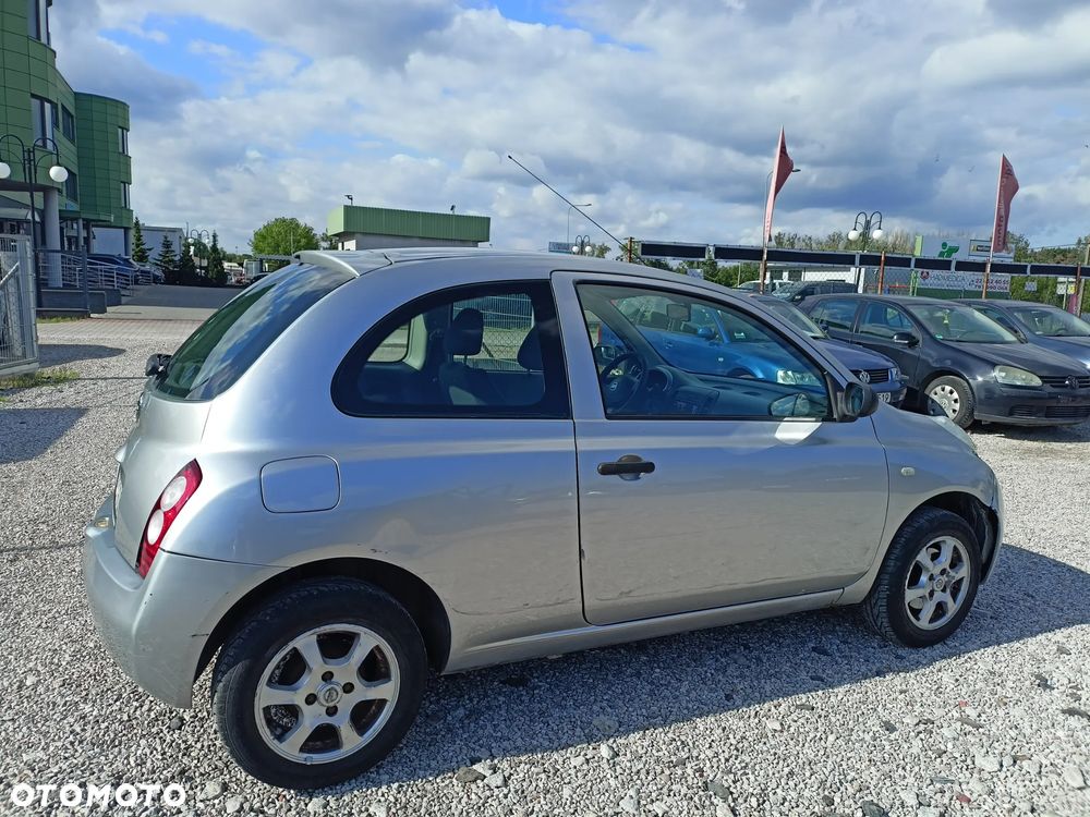 Nissan Micra - 4