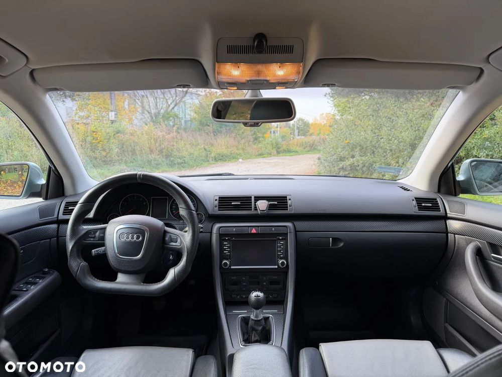 Audi A4 Avant - 19