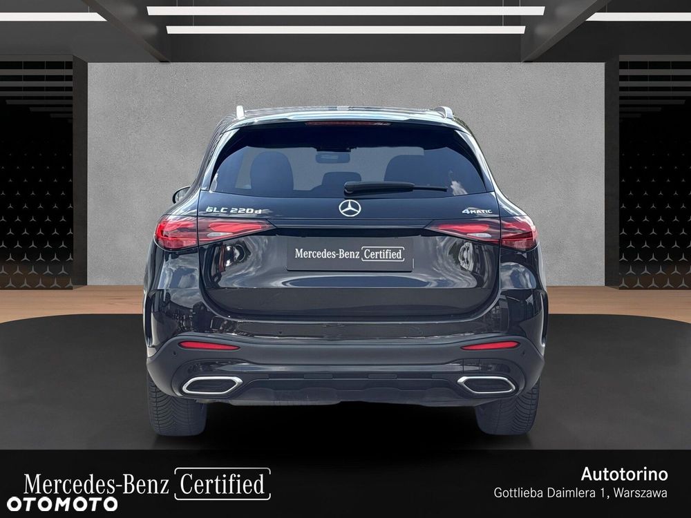 Mercedes-Benz GLC - 4