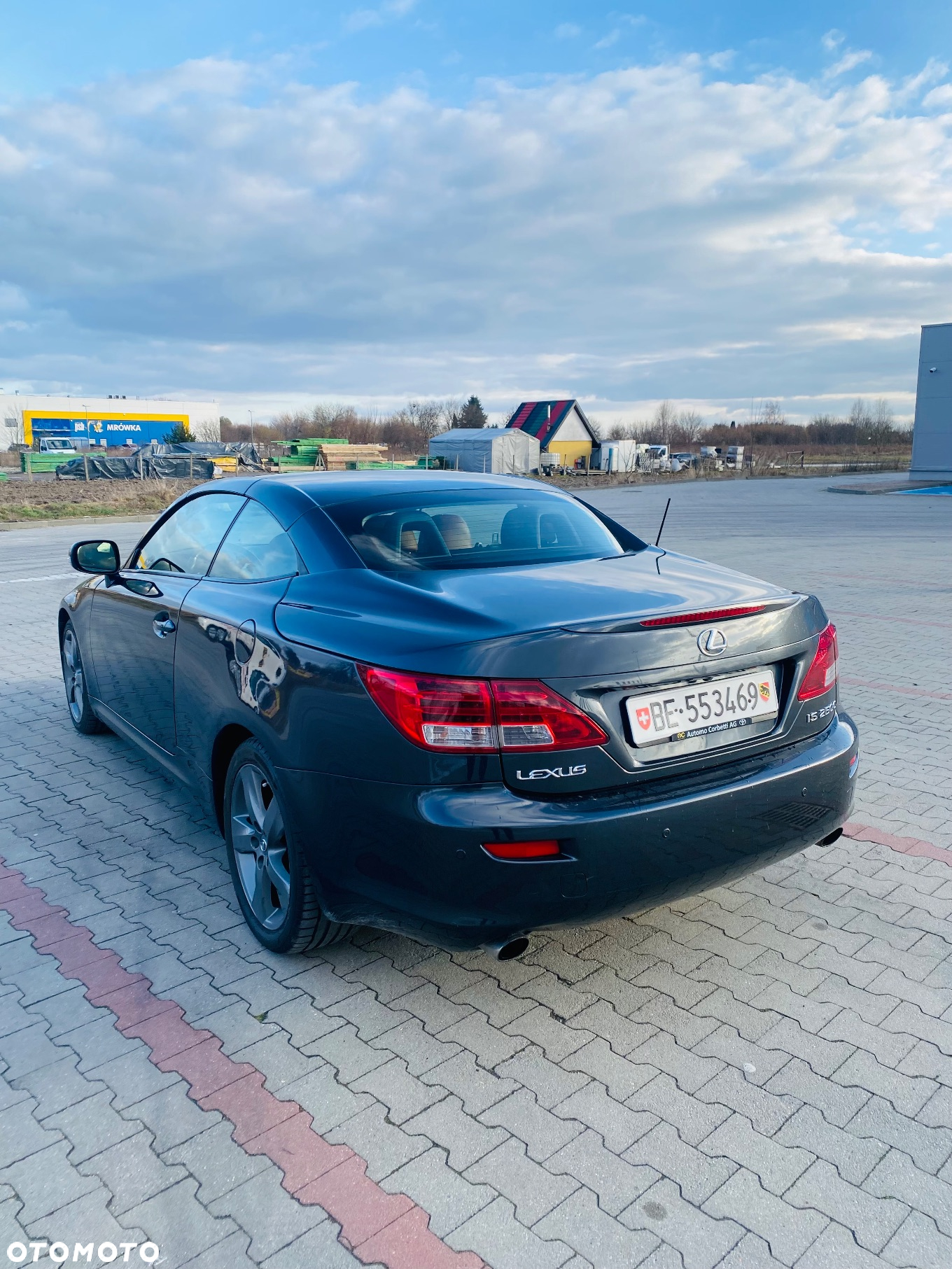 Lexus IS 250 Cabriolet - 4