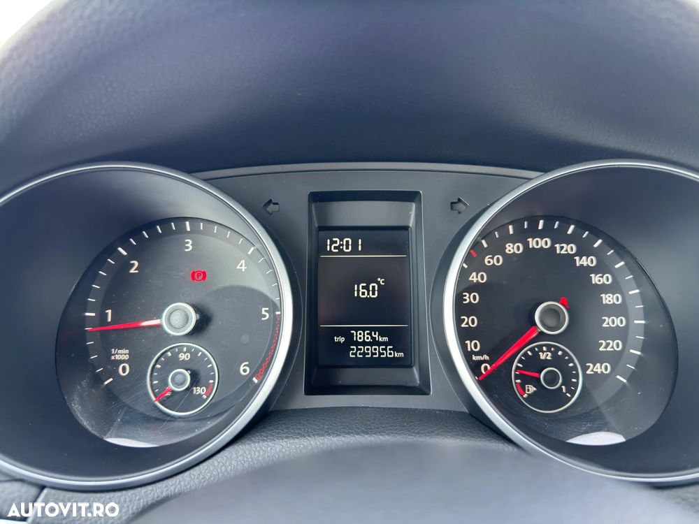 Volkswagen Golf 1.6 TDI DPF Team - 20
