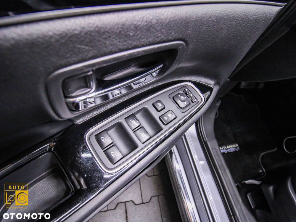 Mitsubishi Outlander Instyle - 27