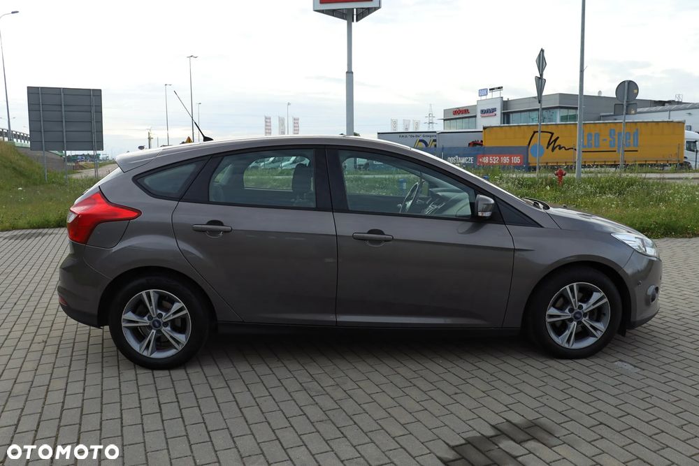 Ford Focus 1.0 EcoBoost Titanium - 4