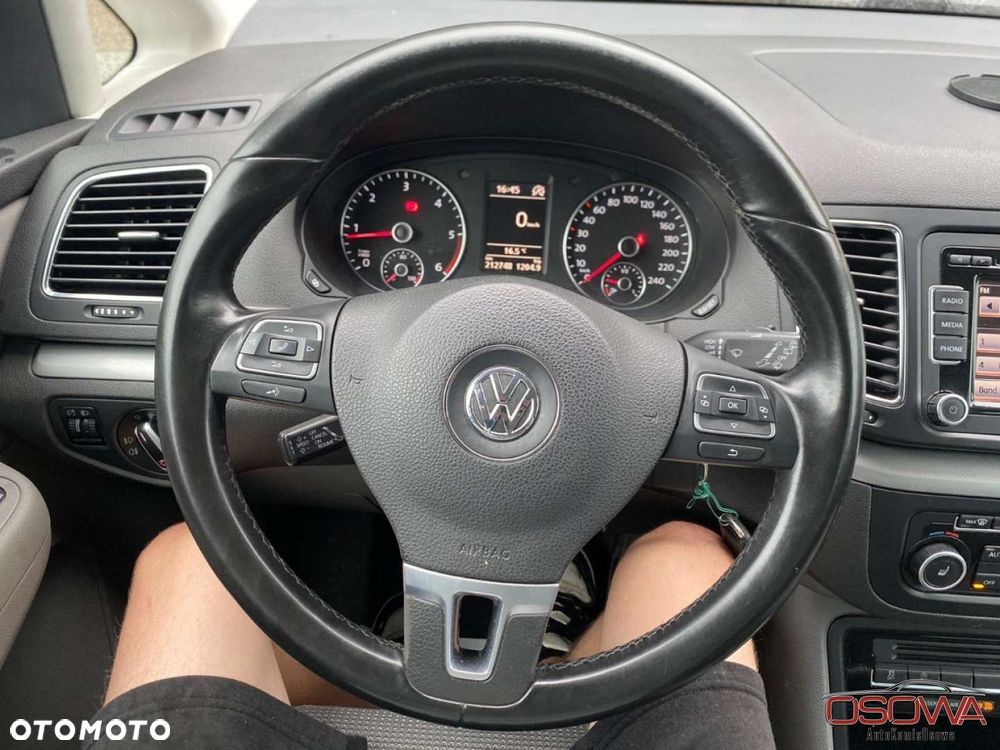 Volkswagen Sharan 2.0 TDI DPF BlueMotion Comfortline - 41
