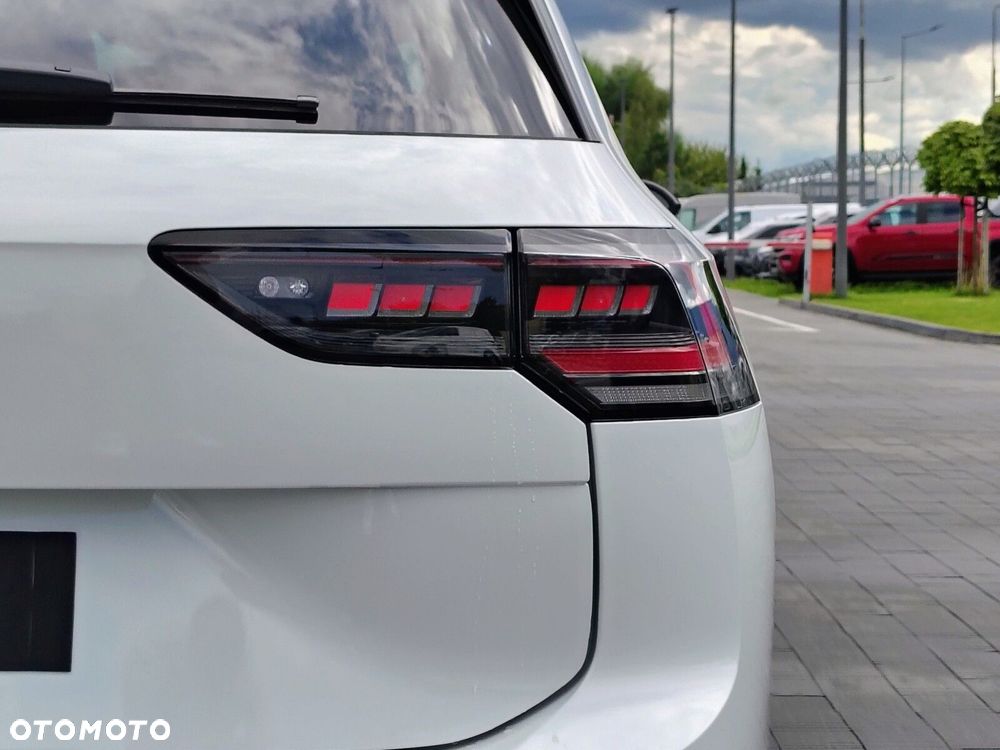 Volkswagen Golf Variant - 8
