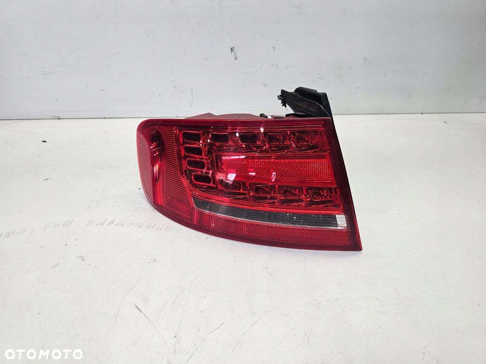 LAMPA LEWY TYŁ W BŁOTNIK AUDI A4 B8 8K5945095K LED - 1