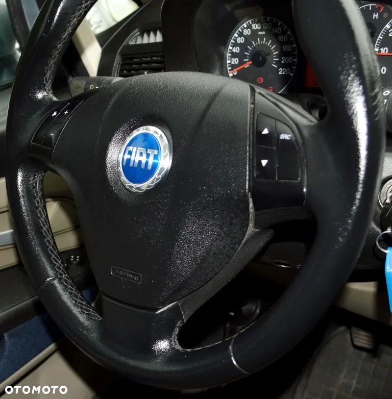 Fiat Grande Punto - 38