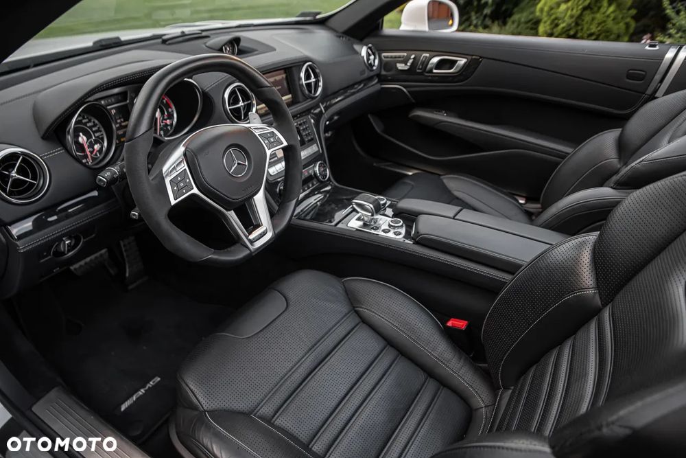 Mercedes-Benz SL 63 AMG AMG Speedshift MCT 7-Gang Sportgetriebe AMG Performance Package - 15