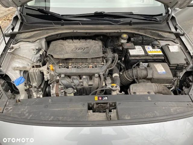 Hyundai i30 1.5 DPI Classic + - 26