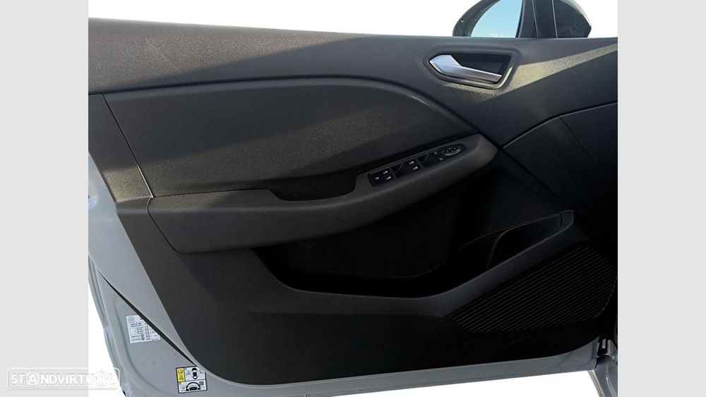 Renault Clio 1.0 TCe Evolution Bi-Fuel - 11