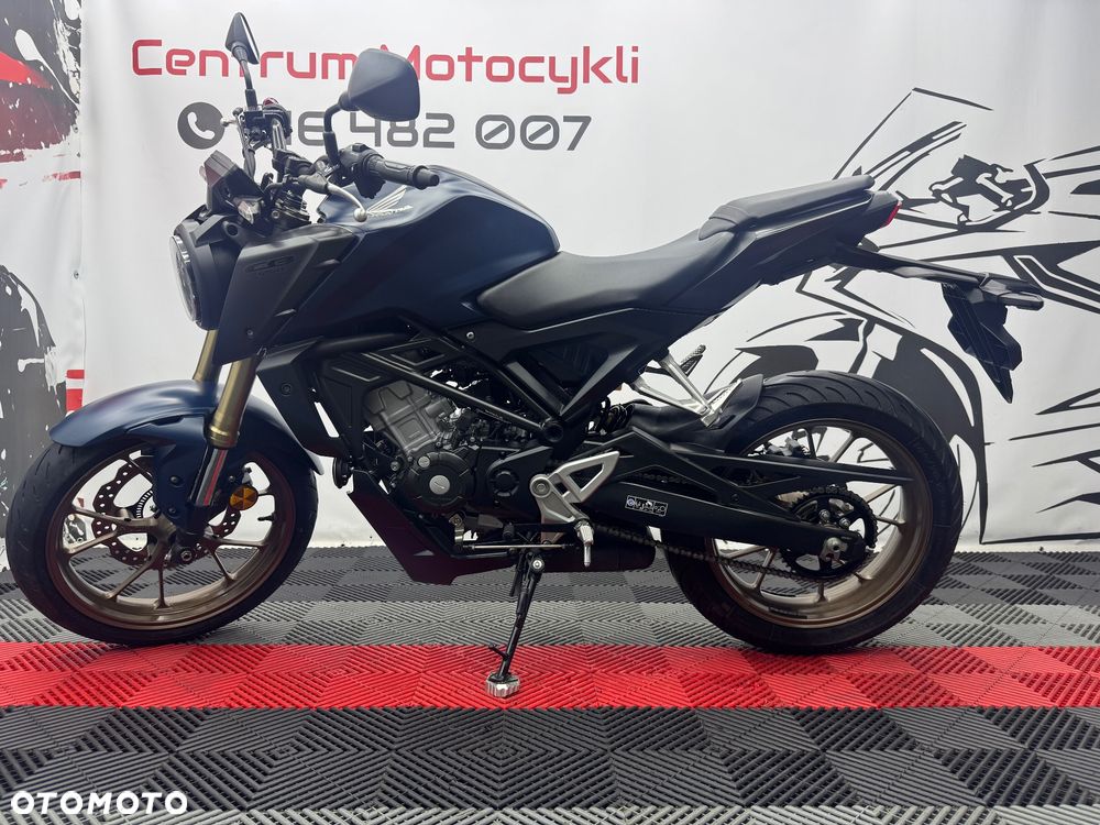 Honda CB - 4