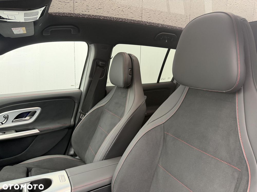 Mercedes-Benz GLB 220 mHEV 4-Matic 8G-eDCT - 11