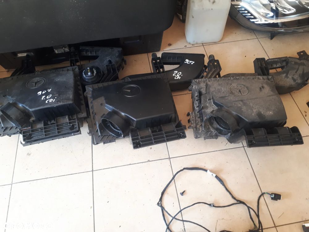 Mercedes Sprinter 907 2.0 CDI OBUDOWA FILTRA POWIETRZA - 2