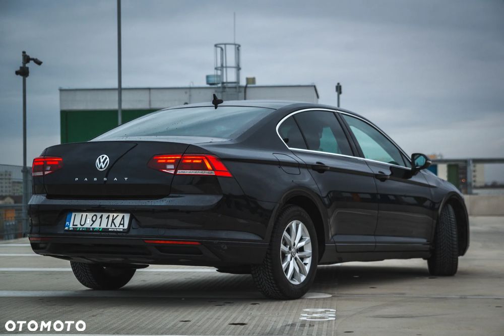 Volkswagen Passat 2.0 TDI EVO Business DSG - 6