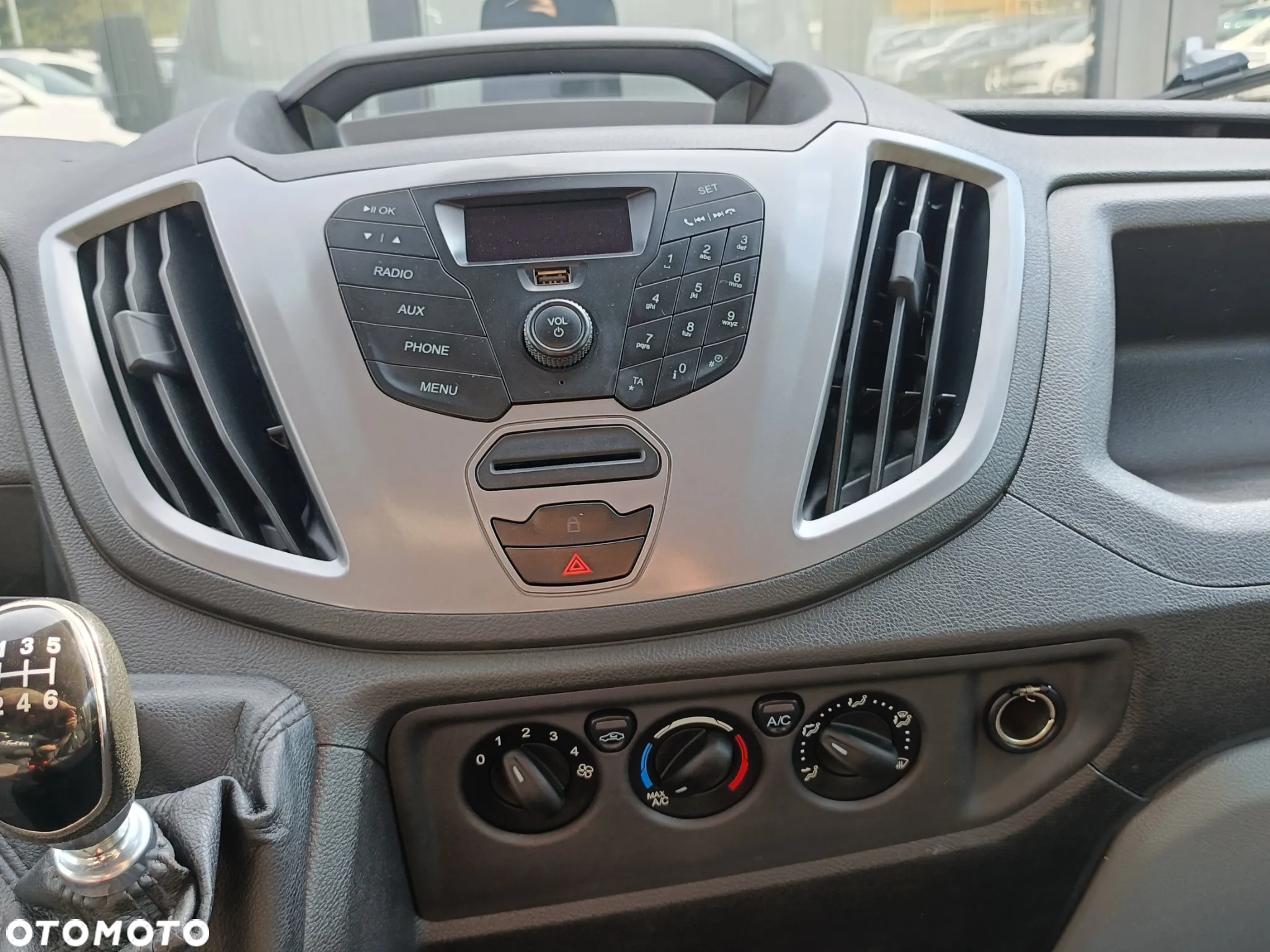 Ford Transit - 21