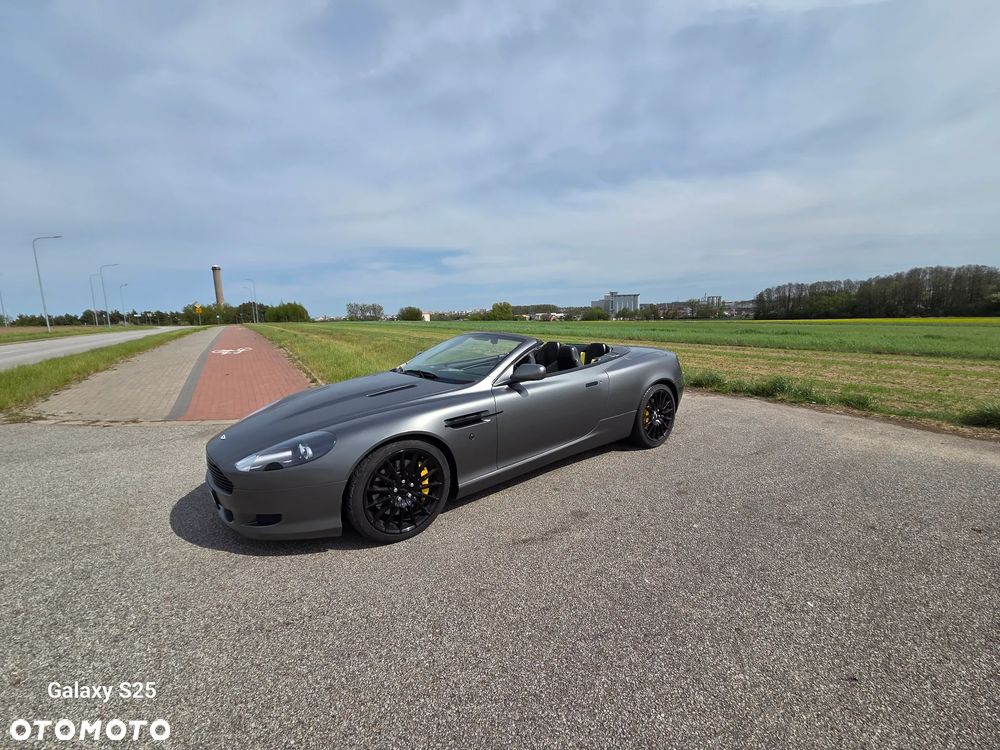 Aston Martin DB9 - 7