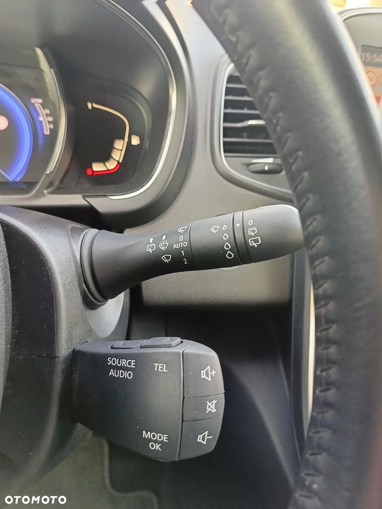 Renault Scenic ENERGY TCe 115 EXPERIENCE - 27