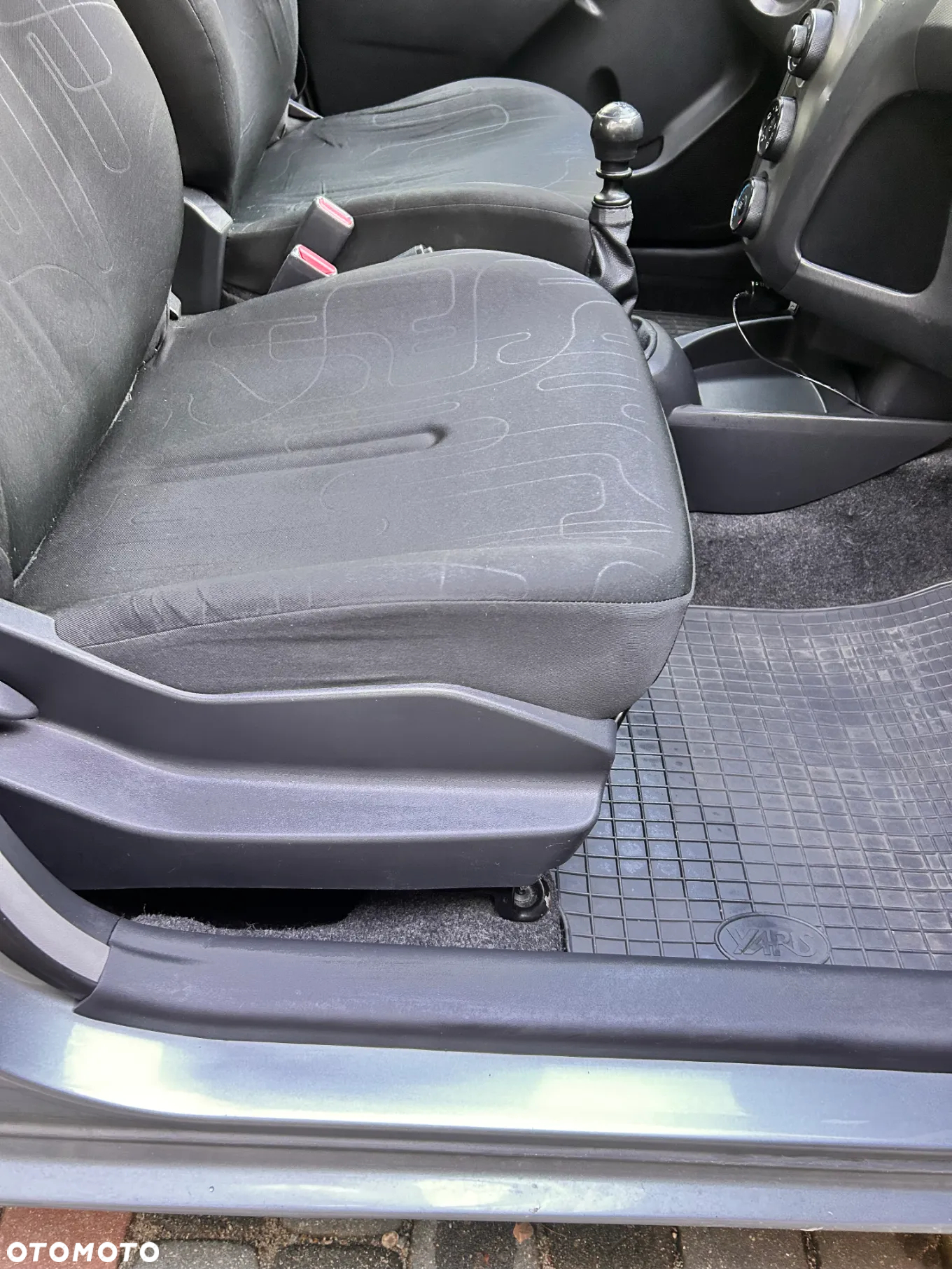 Toyota Yaris 1.33 Luna - 7