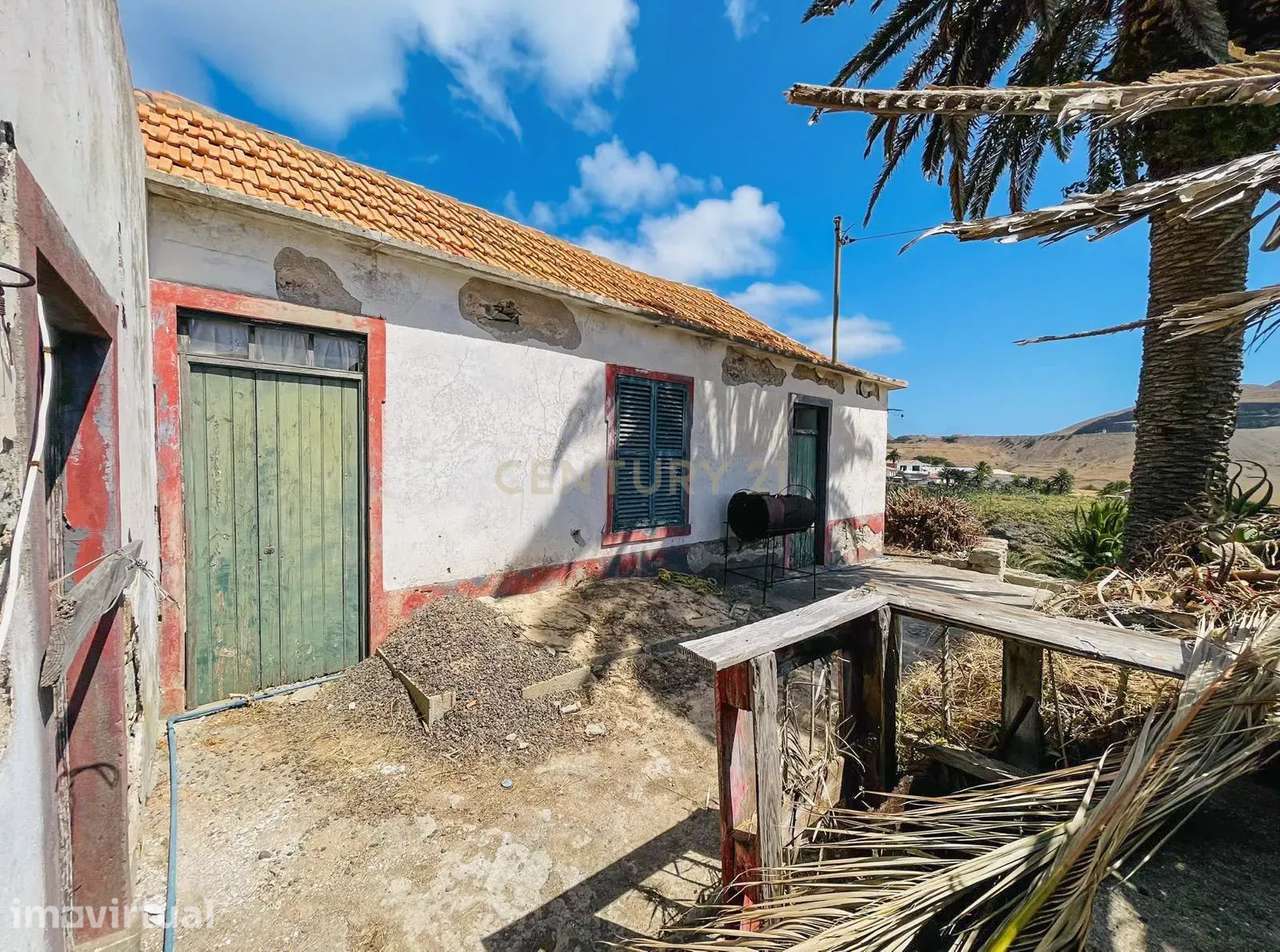 Casa para recuperar no Porto Santo com Vista Mar Panorâmica - Grande imagem: 4/16