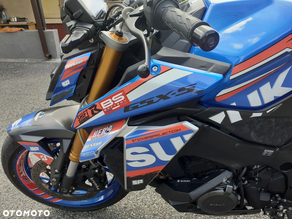 Suzuki GSX 1000 - 10