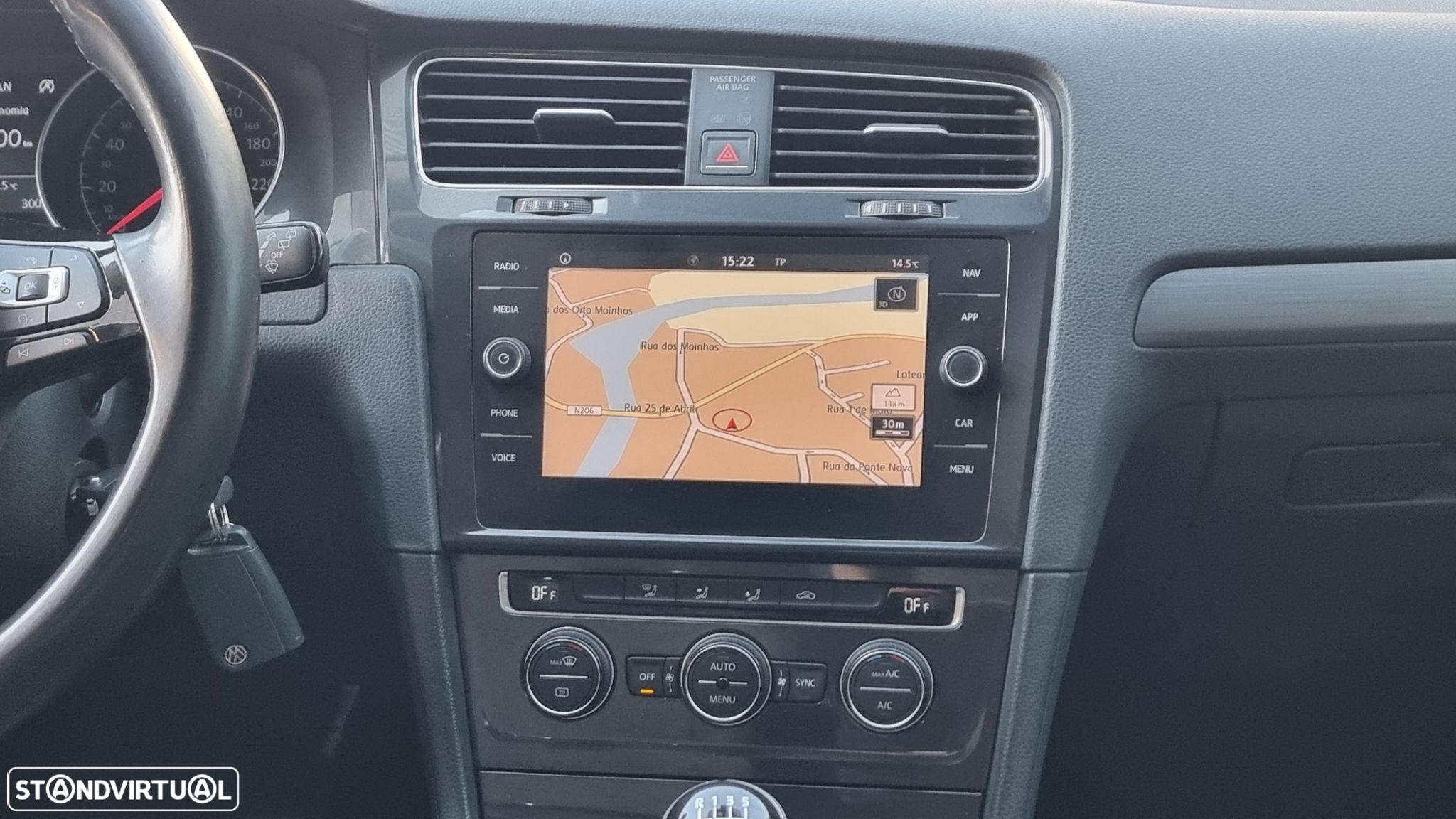 VW Golf 1.0 TSI Confortline - 21