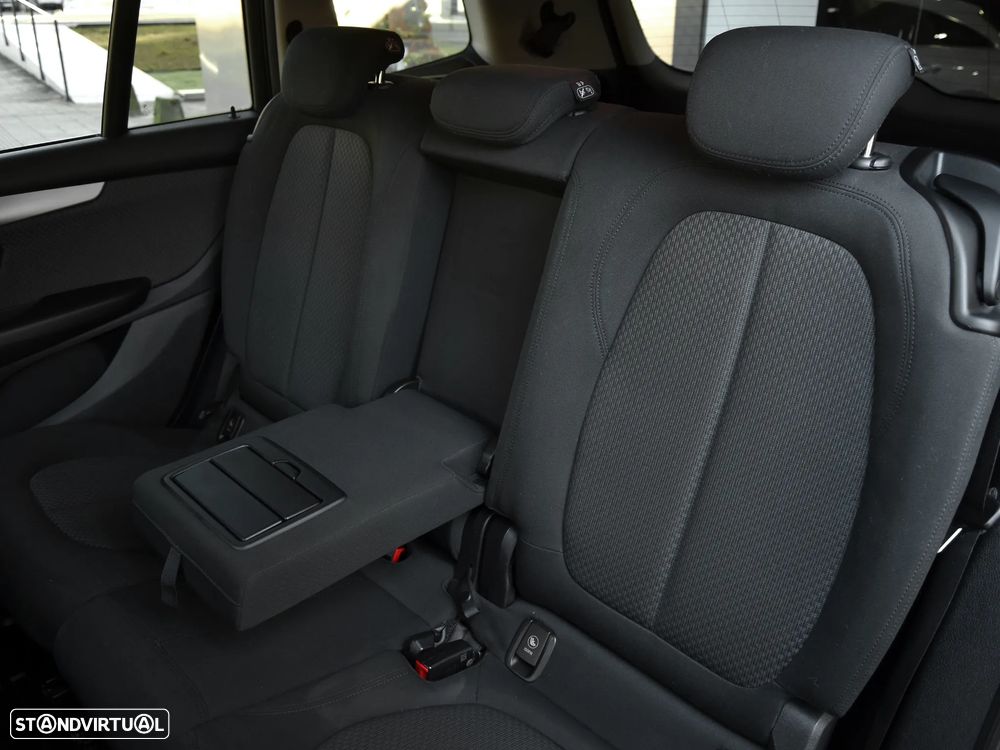 BMW 216 Gran Tourer i 7L - 9