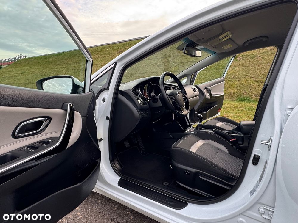 Kia Ceed 1.6 GDI Platinum Edition - 24