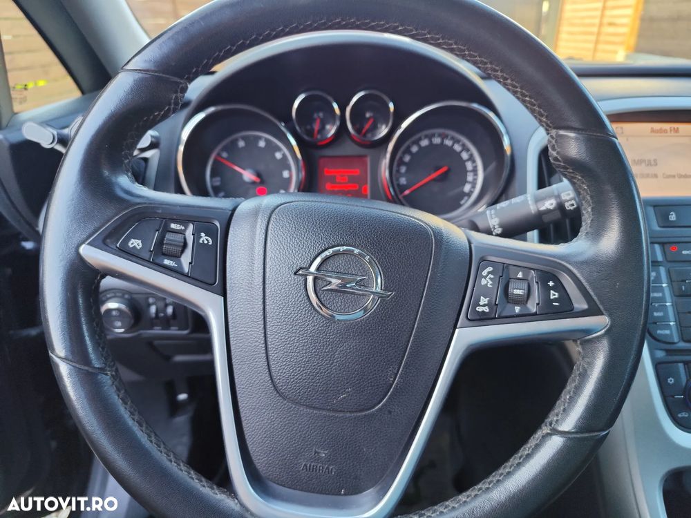 Opel Astra 1.3 CDTI DPF ecoFLEX Sports Tourer Design Edition - 13