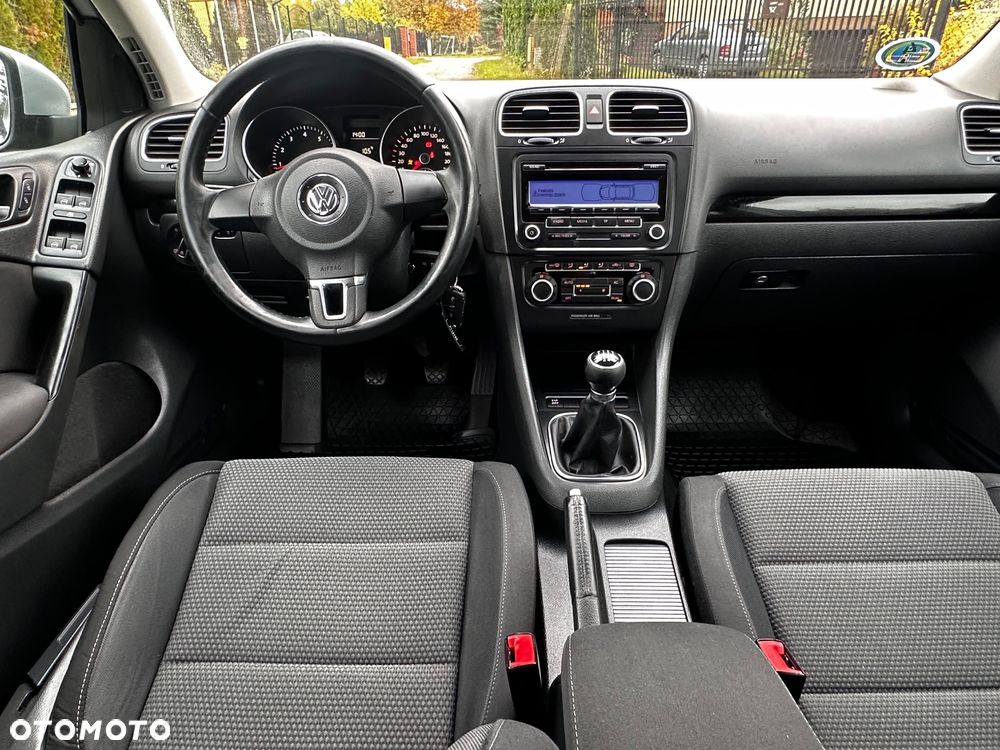 Volkswagen Golf 1.6 Comfortline - 29