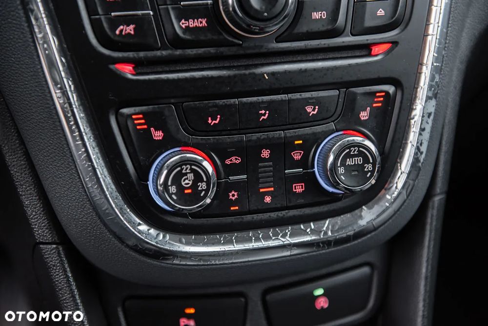 Opel Mokka 1.4 T Cosmo - 23