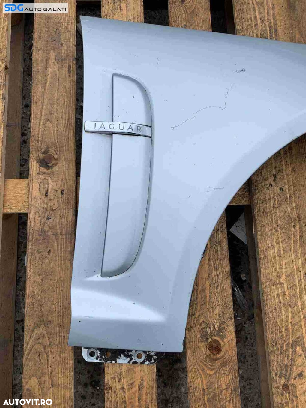 Aripa Dreapta Fata Jaguar XF 2007 - 2015 cu Mici Defecte / Imperfectiuni - 2