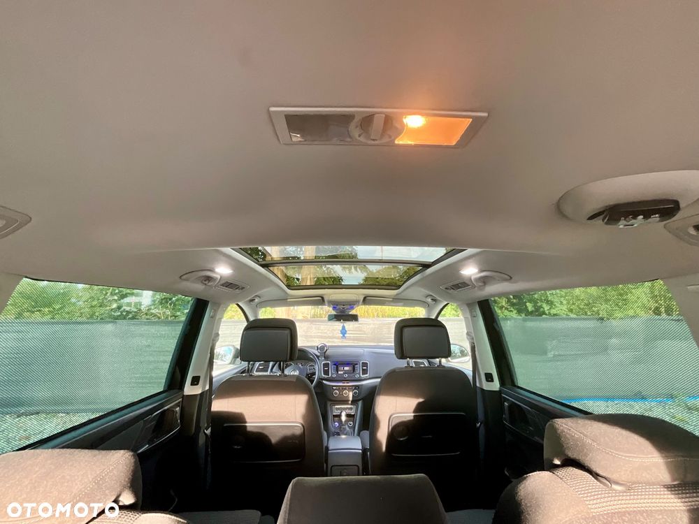 Volkswagen Sharan 2.0 TDI DSG BlueMotion Technology Highline - 13