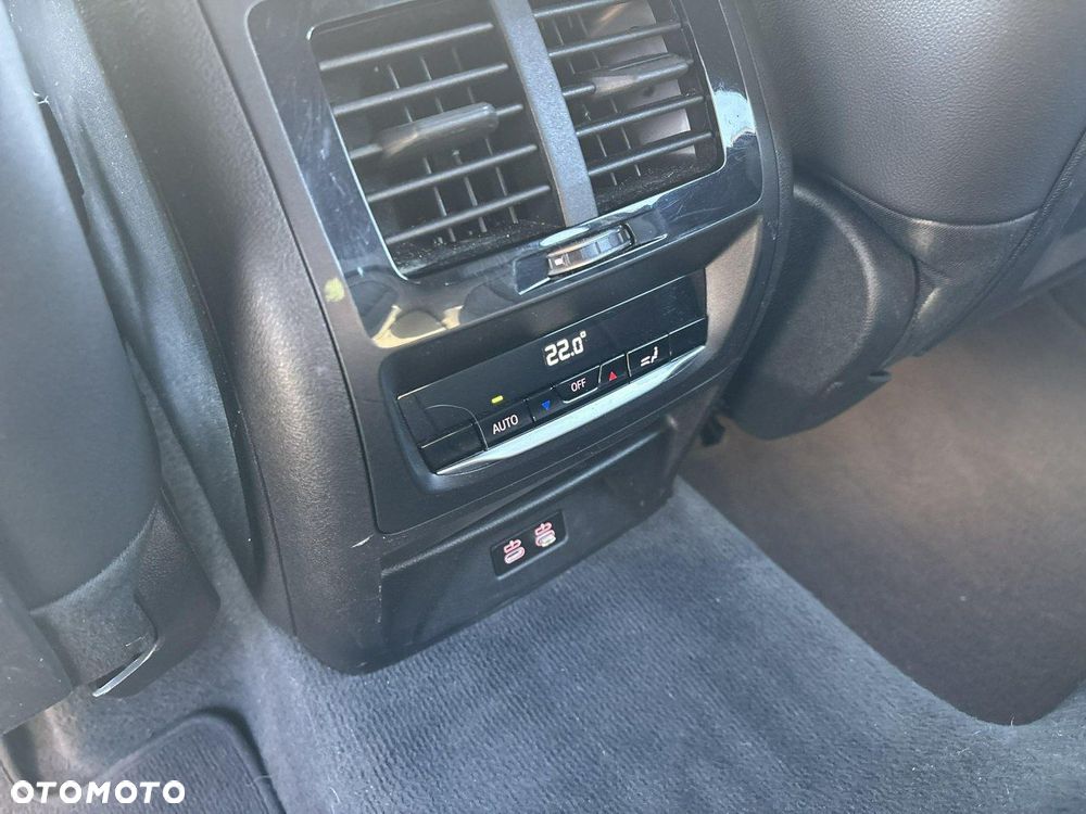 BMW X3 xDrive20i mHEV - 15