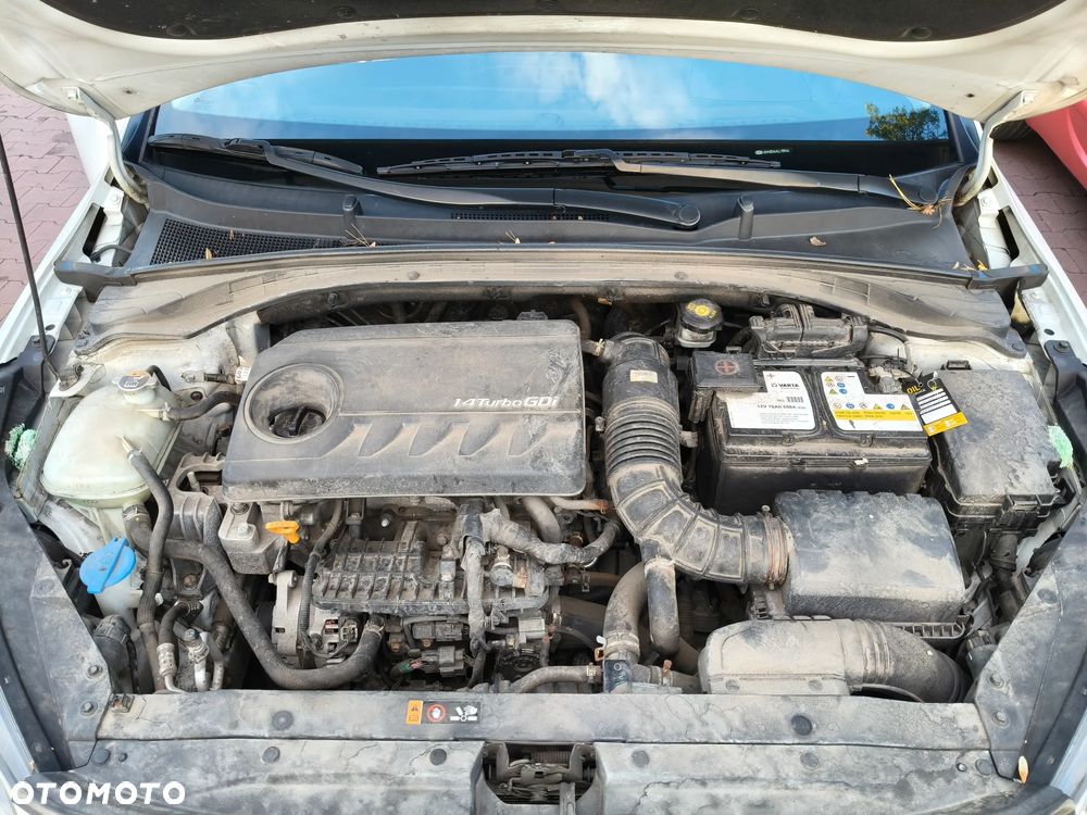 Kia Ceed 1.4 T-GDI L Business Line - 23