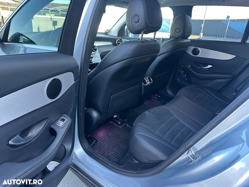 Mercedes-Benz GLC - 12