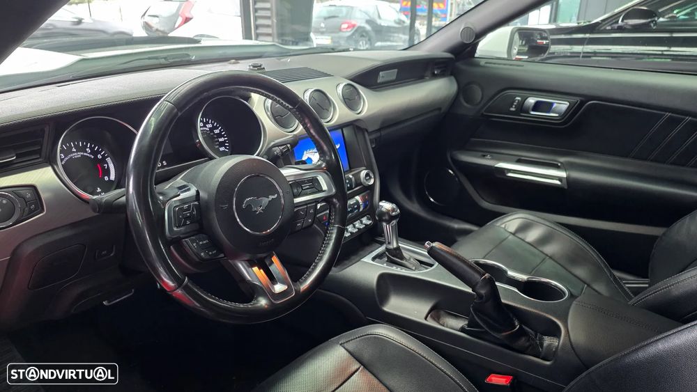 Ford Mustang Cabrio 2.3 Eco Boost - 12