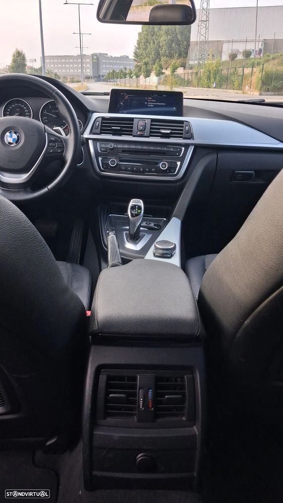 BMW 320 d Auto Line Luxury - 22