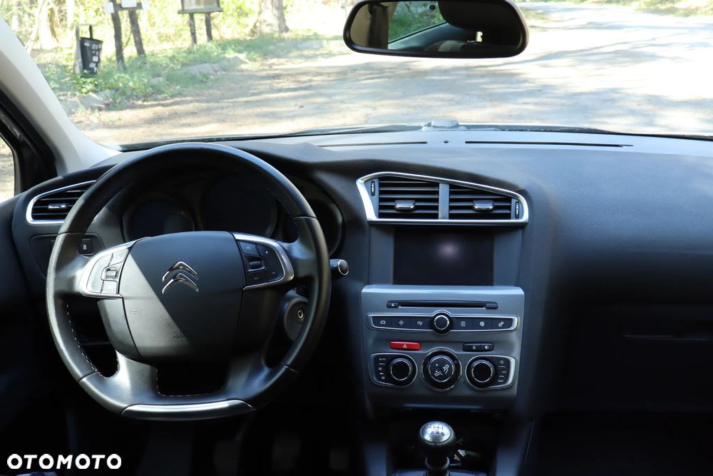 Citroën C4 PureTech e-THP 130 Selection - 11