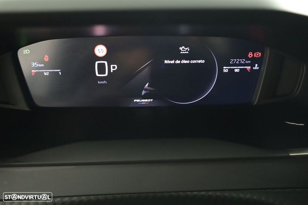 Peugeot 2008 1.2 PureTech Allure EAT8 - 17