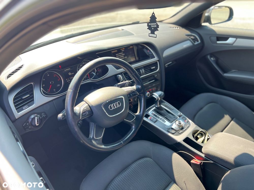 Audi A4 Avant 2.0 TDI Quattro S tronic - 4