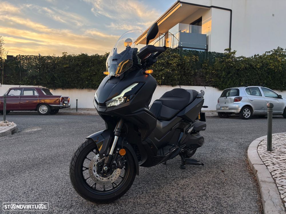 Honda ADV - 1